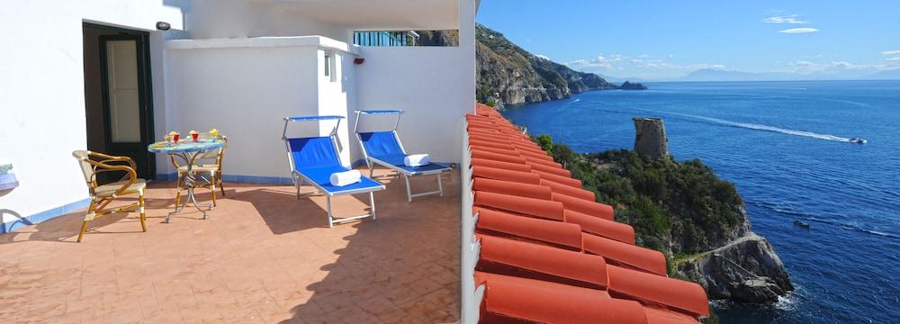 Hotel Torre Saracena Praiano Εξωτερικό φωτογραφία