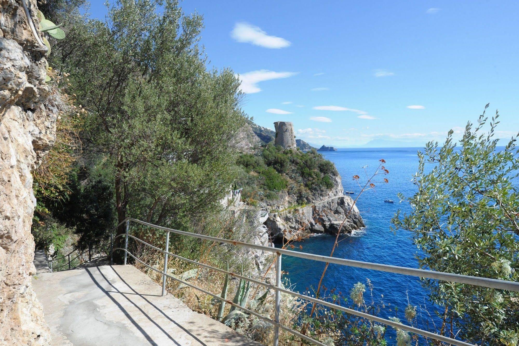 Hotel Torre Saracena Praiano Εξωτερικό φωτογραφία